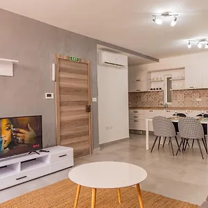 fancy-modern-apt-sliema-w-2br.qawrahotelsmalta.org/